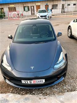 تسلا موديل 3